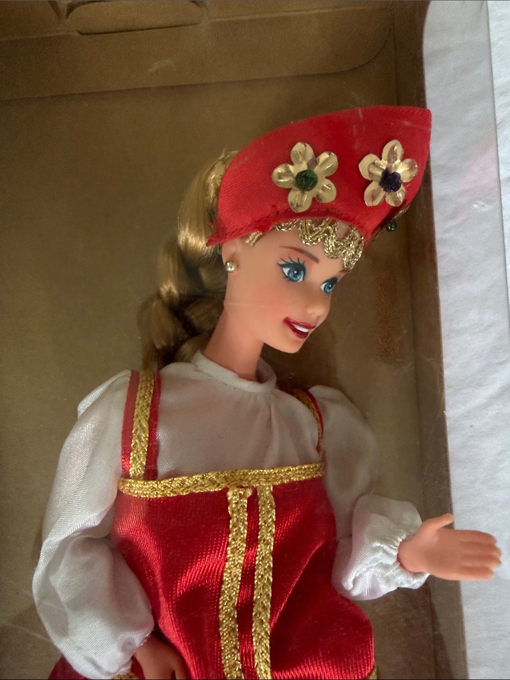 Russian Barbie Doll Collectible NIB - Picture 4 of 5
